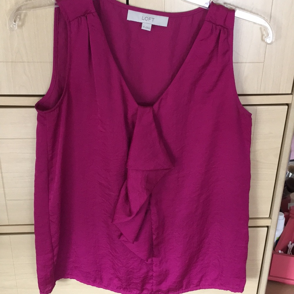 Violet Loft sleeveless blouse